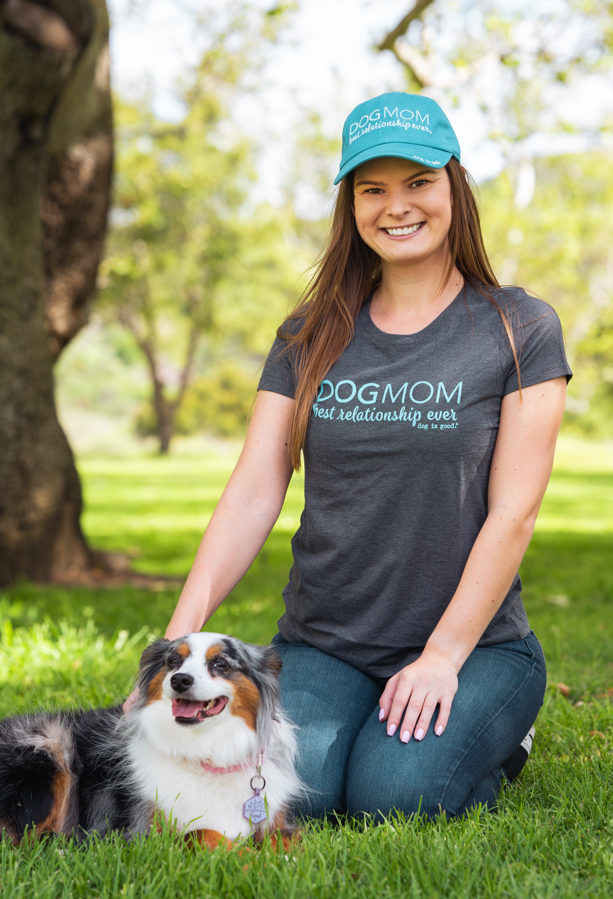 T-shirt: Dog Mom – Dog is Good