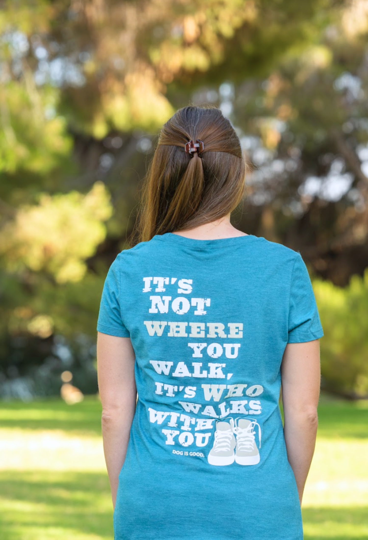 T-shirt: Never Walk Alone